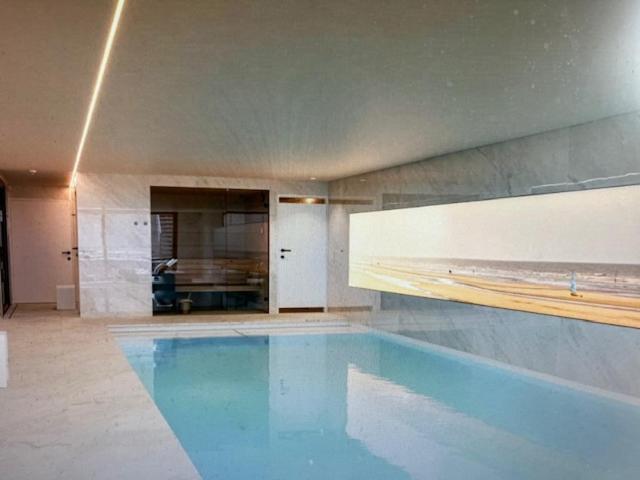 Schravenhoek Met Indoorzwembad En Sauna Veurne Exterior foto